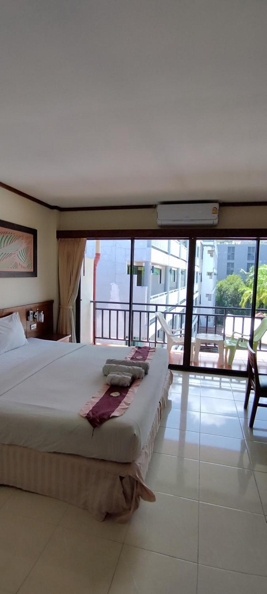 Outdoor Inn Kata Hotel Екстериор снимка