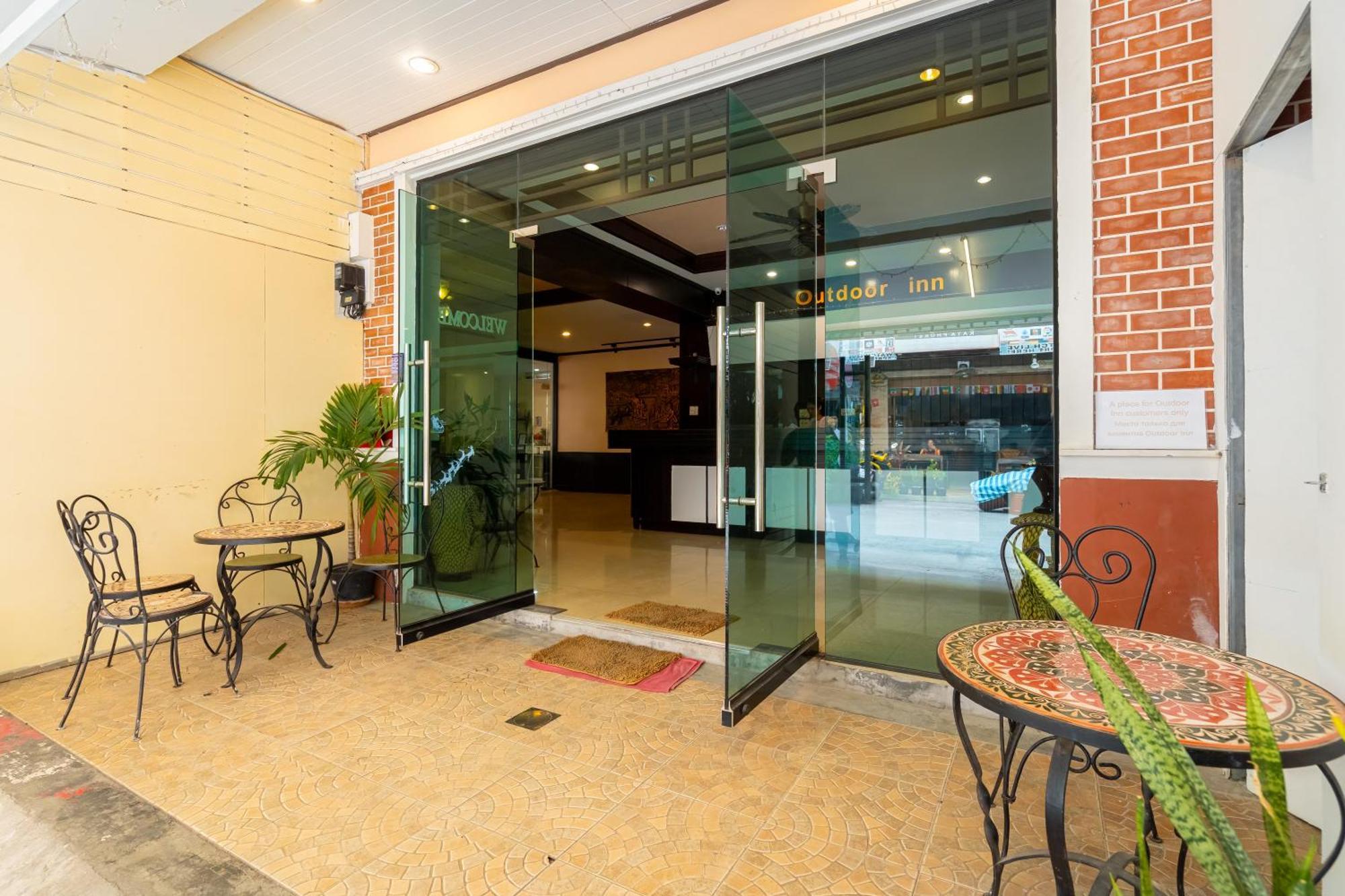 Outdoor Inn Kata Hotel Екстериор снимка