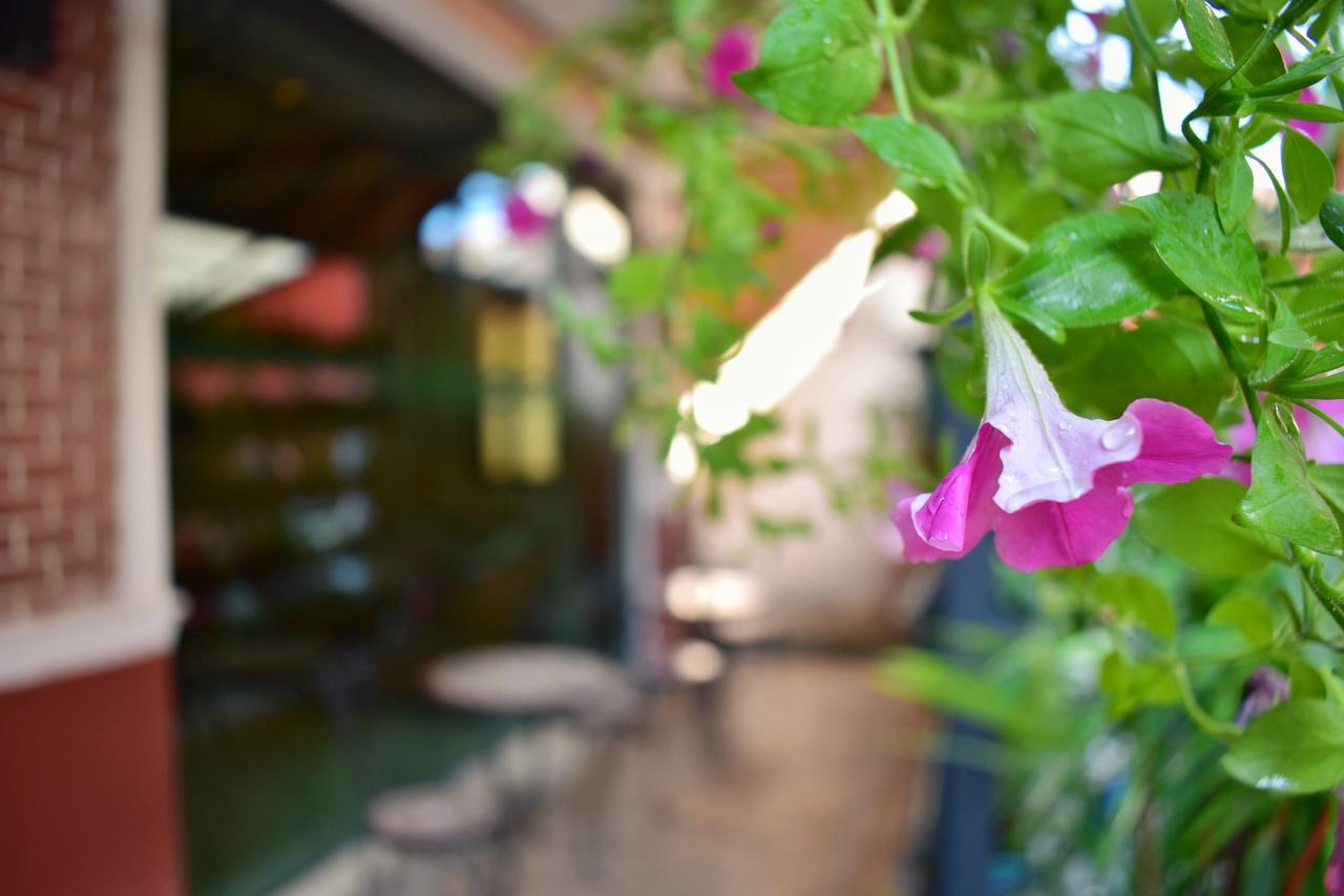 Outdoor Inn Kata Hotel Екстериор снимка